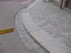 bild på Avsaknad av avfasning i trottoar fyra, Uppsala, 2009-08-22